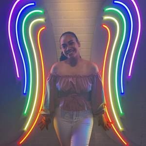 Meet your Posher, Elizabeth